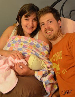 Jennifer and Russ with baby Breea. birth-story_jennifer_breea_4