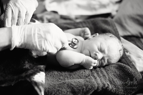 newborn-baby-exam